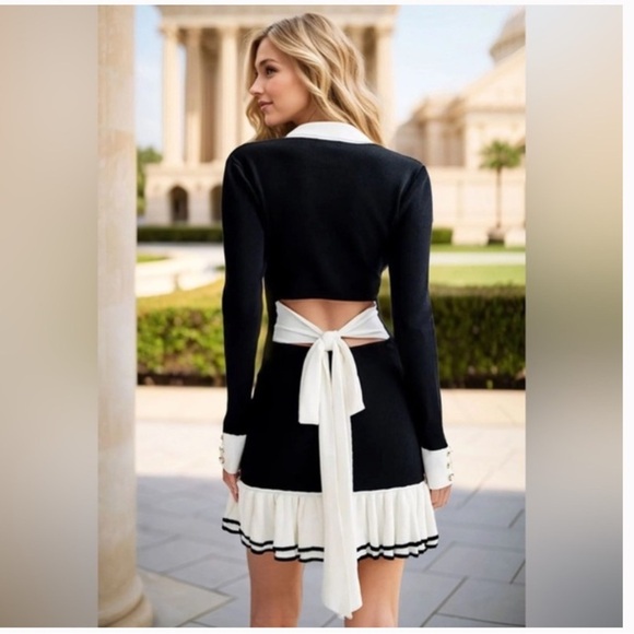 Long sleeve back cutout dress NWT - Picture 2 of 6